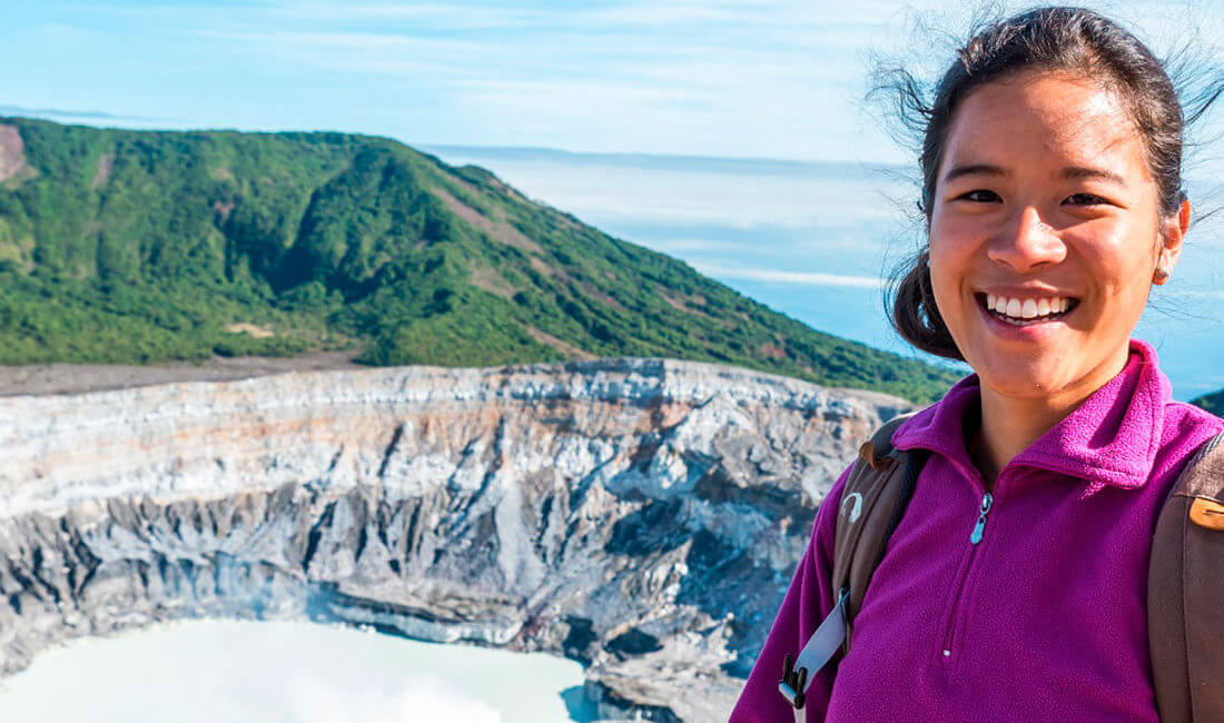 Poas volcano Sarchi Oxcarts Factories tour from San Jose