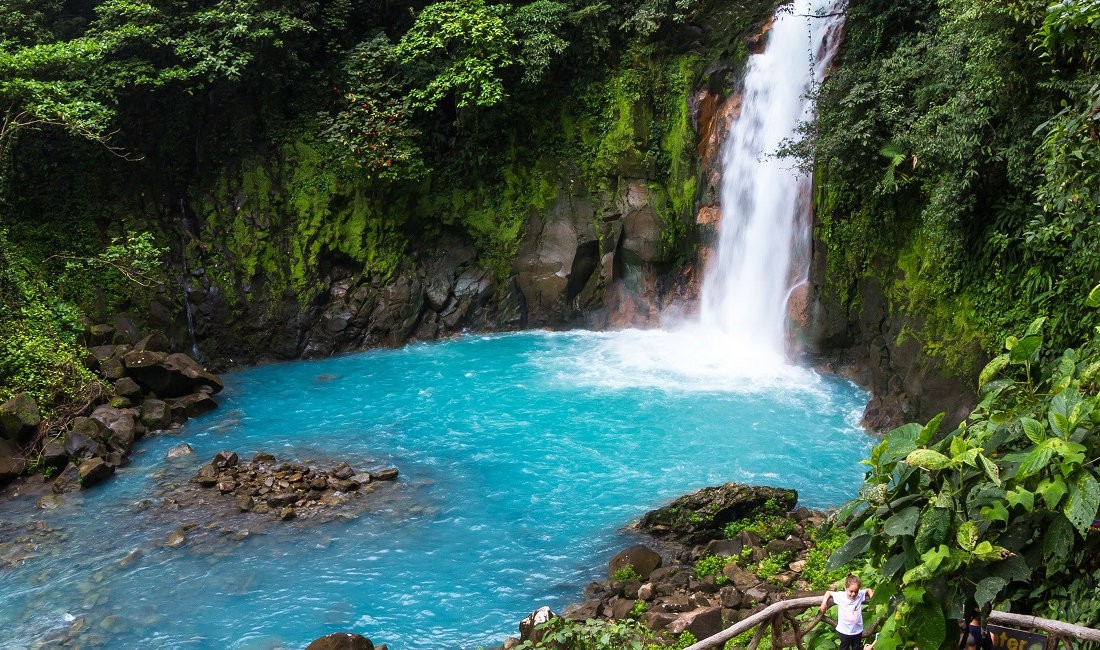 Budget family vacation package Costa Rica