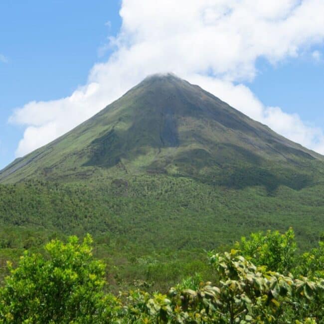 Arenal Volcano lava trails tour from san jose