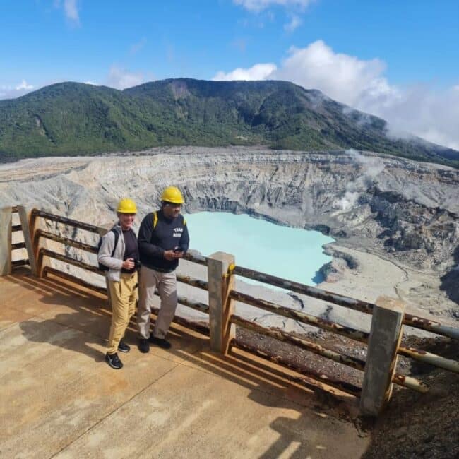 Poas volcano and starbucks coffee tour